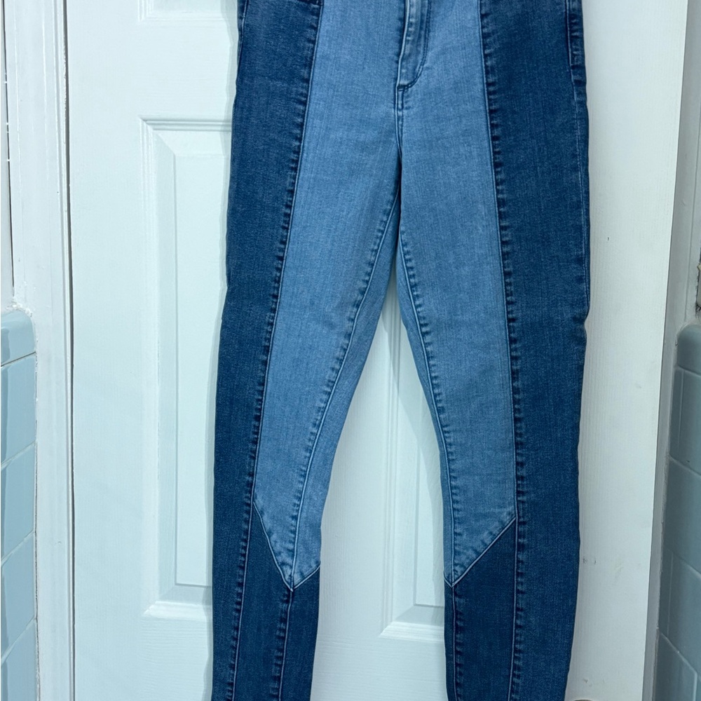 GAP Women's Two-Tone Skinny Jeans - Dark and Light Blue